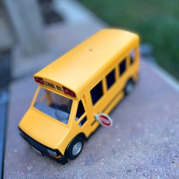 Playmobil School Bus Vehicle PlaySet - Picture 3 of 8